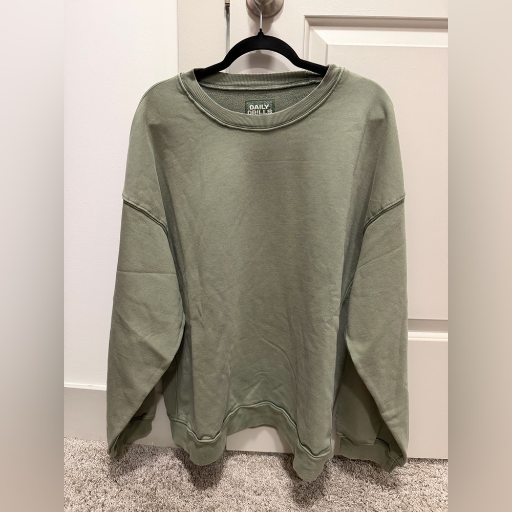 Daily Drills XSmall/Small Green Austin Pop Up Limited Edition Sweatshirt. 💚⚡️